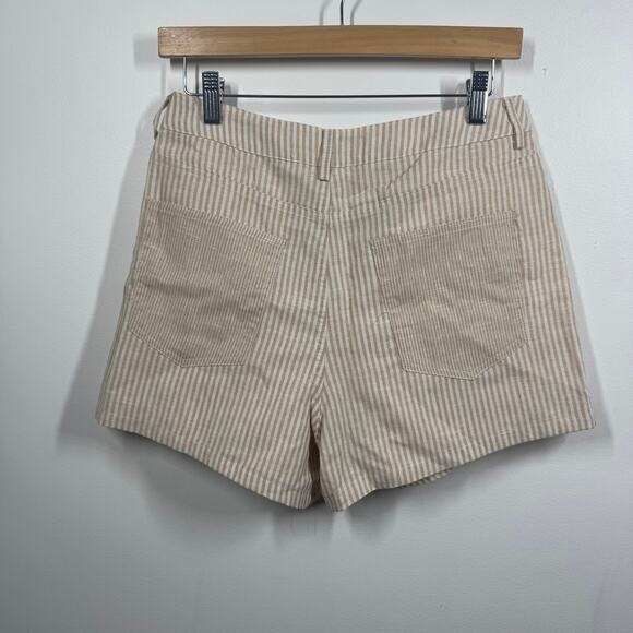 Elle Grey Short Women M White Tan Stripe Linen Blend Pocket Coastal Quite Luxury - Picture 2 of 9